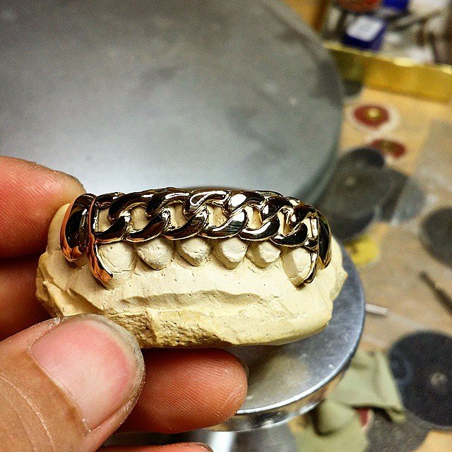 Cuban Link Grillz (Sold as a Set)