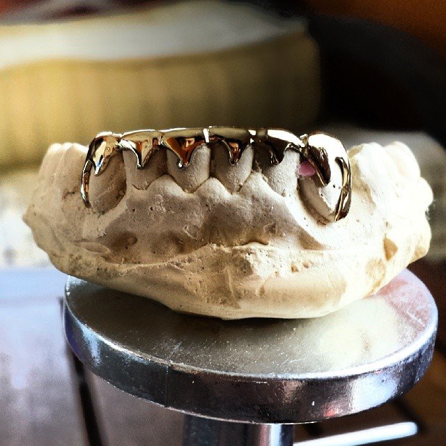 Rihanna Inspired Grillz (Sold as a Set)